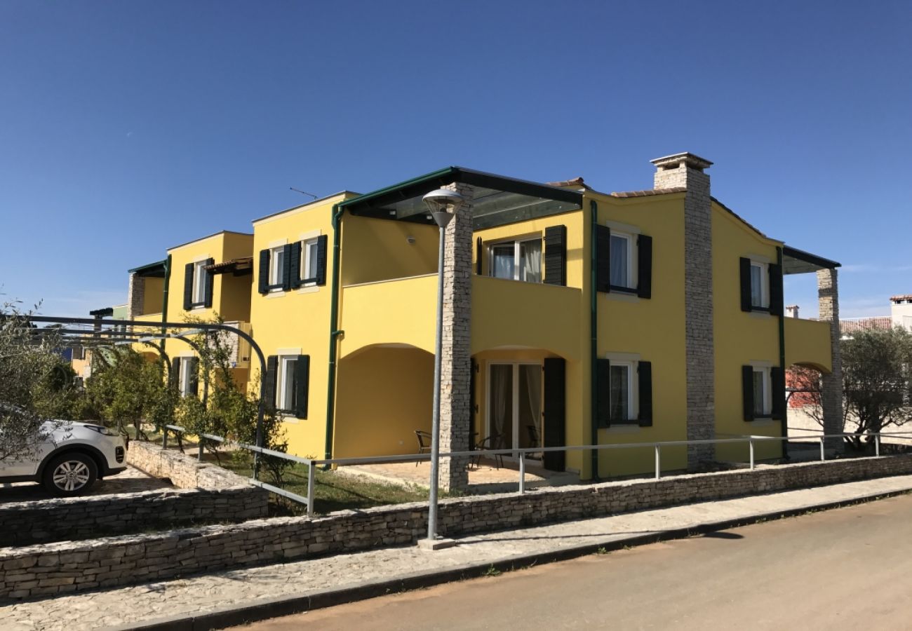 Appartamento a Savudrija - Appartamento in Salvore (Savudrija) con terrazzo, Climatizzazione, WIFI, Lavastoviglie (4264-1)