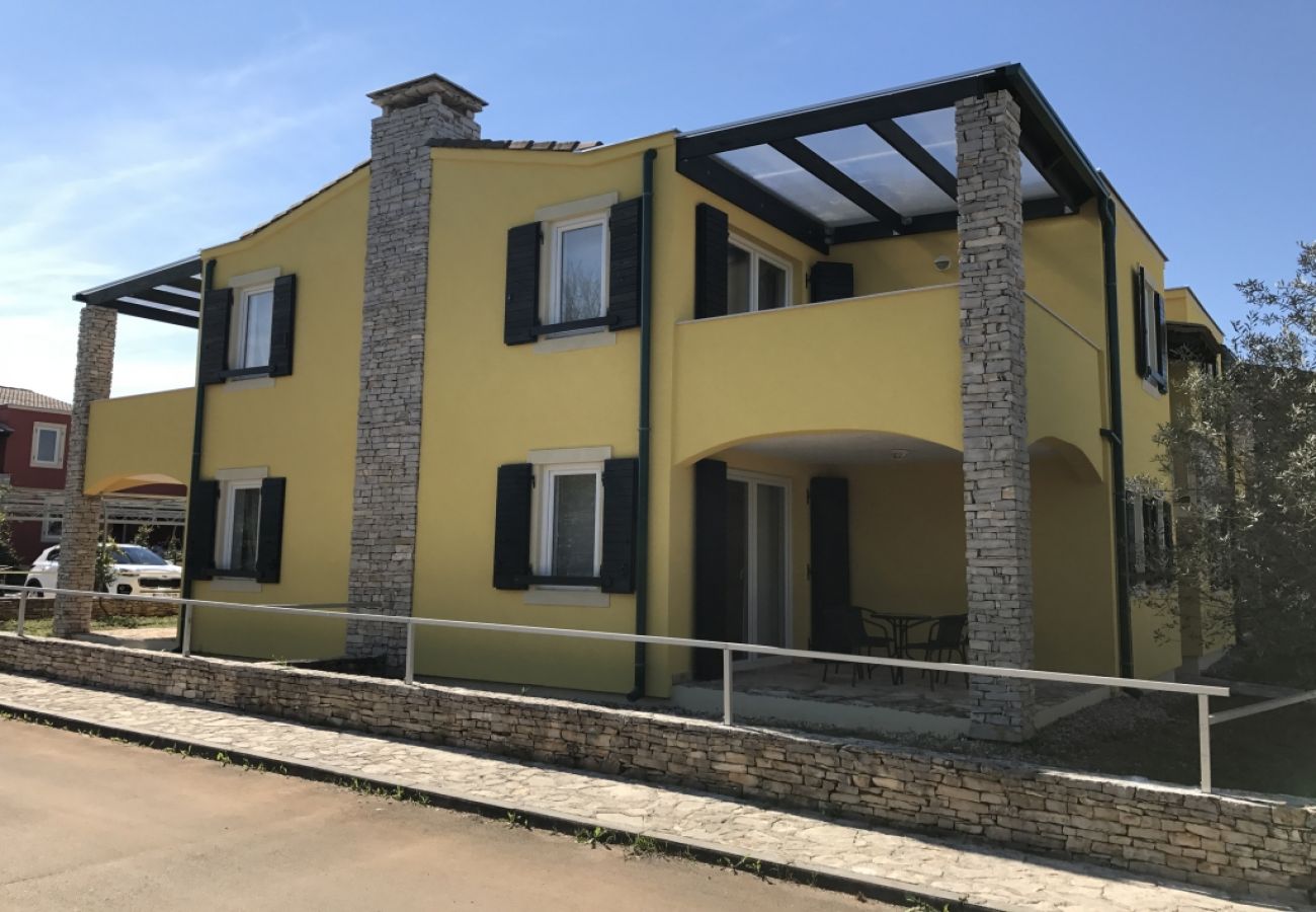 Appartamento a Savudrija - Appartamento in Salvore (Savudrija) con terrazzo, Climatizzazione, WIFI, Lavastoviglie (4264-1)