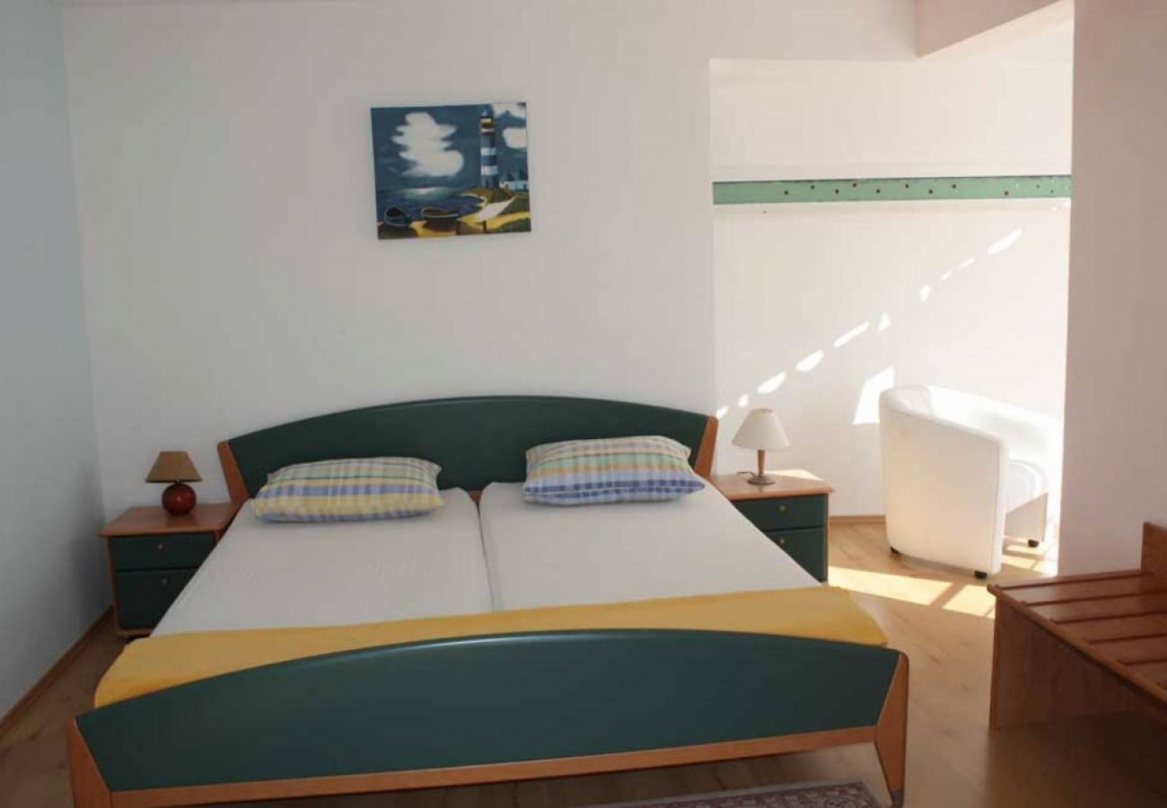 Appartamento a Trogir - Appartamento in Traù (Trogir) con vista mare, terrazzo, Climatizzazione, WIFI (4328-6)