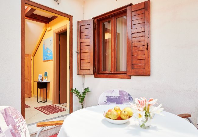 Appartamento a Trogir - Appartamento in Traù (Trogir) con balcone, Climatizzazione, WIFI (4324-2) Appartamento a Trogir - Appartamento in Traù (Trogir) con balcone, Climatizzazione, WIFI (4324-2)