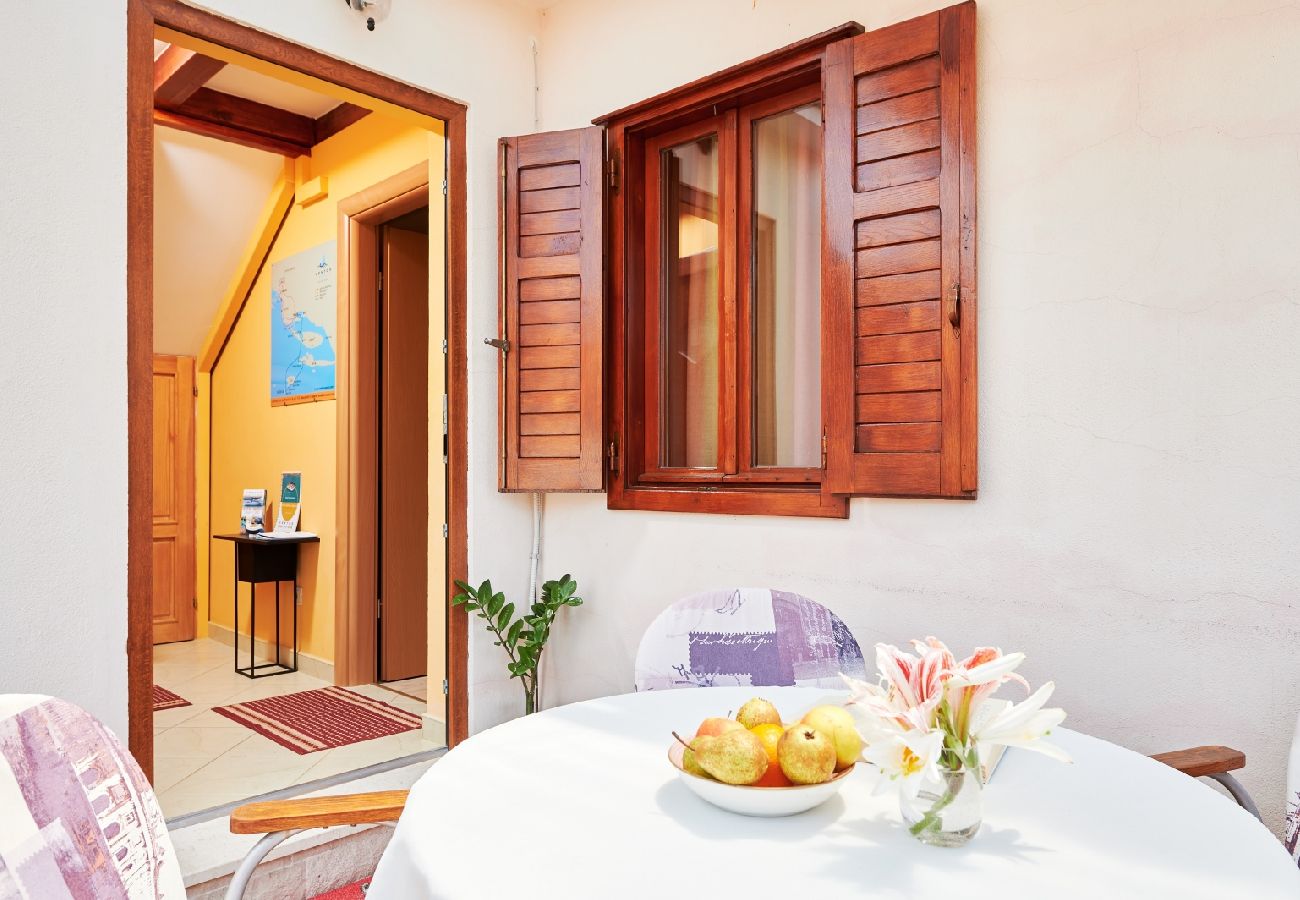 Appartamento a Trogir - Appartamento in Traù (Trogir) con balcone, Climatizzazione, WIFI (4324-2)