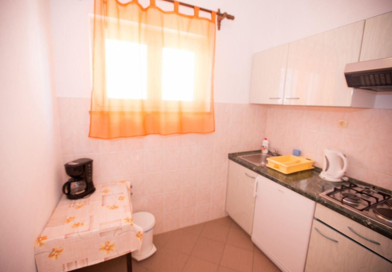 Appartamento a Lopar - Appartamento in Loparo (Lopar) con vista mare, terrazzo, Climatizzazione, WIFI (178-2)