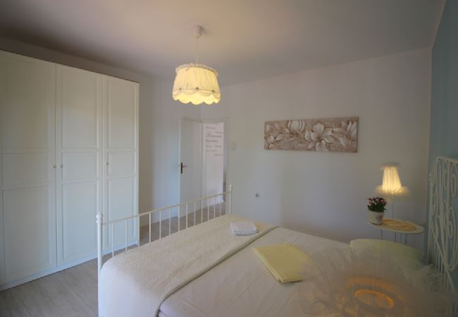 Appartamento a Porec - Appartamento a Parenzo con terrazza, aria condizionata, Wi-Fi, lavastoviglie (4400-10) Appartamento a Porec - Appartamento a Parenzo con terrazza, aria condizionata, Wi-Fi, lavastoviglie (4400-10)