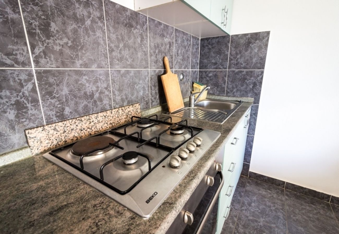 Appartamento a Lopar - Appartamento in Loparo (Lopar) con terrazzo, Climatizzazione, WIFI (4419-1)