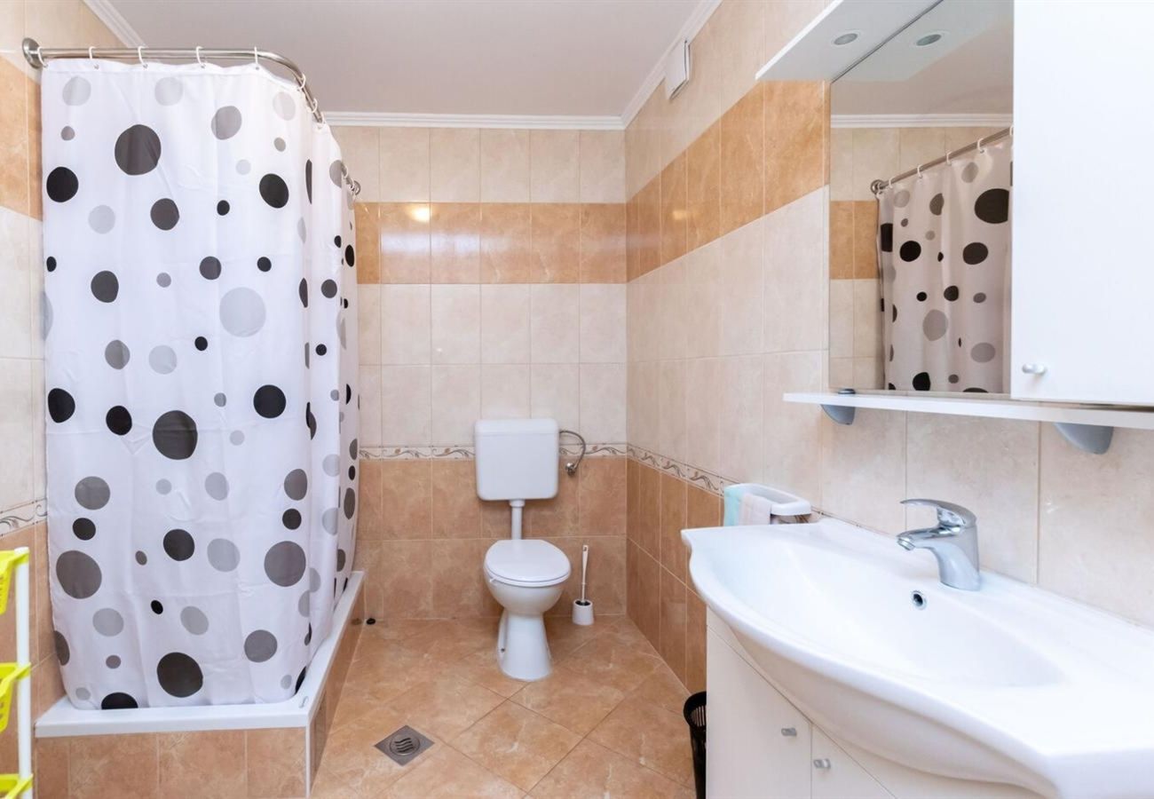 Appartamento a Lopar - Appartamento in Loparo (Lopar) con balcone, Climatizzazione, WIFI (4421-1)
