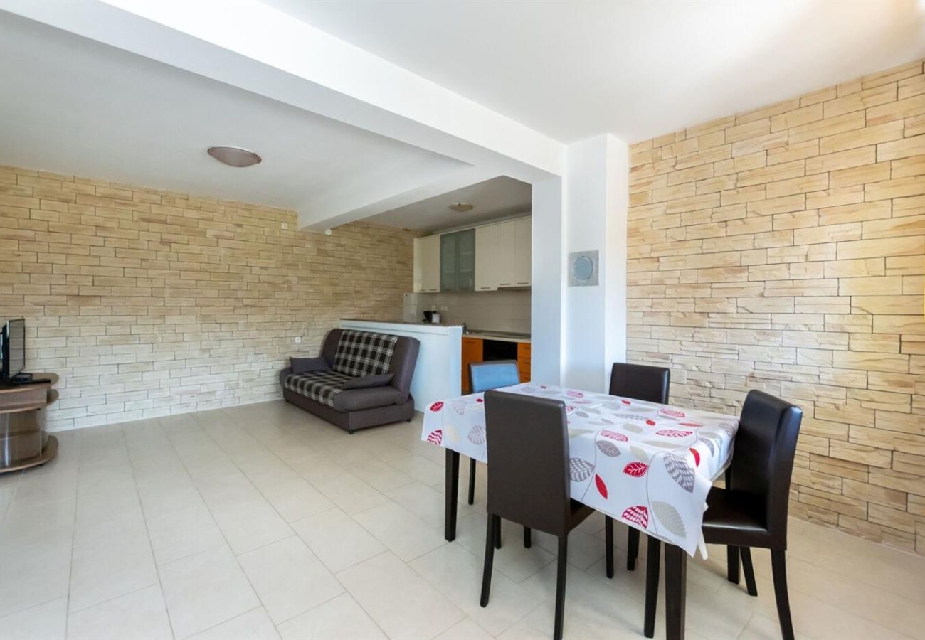 Appartamento a Lopar - Appartamento in Loparo (Lopar) con balcone, Climatizzazione, WIFI (4421-1)