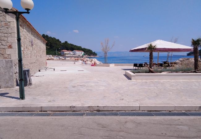 Appartamento a Jelsa - Appartamento in Gelsa (Jelsa) con terrazzo, Climatizzazione, WIFI (4440-2) Appartamento a Jelsa - Appartamento in Gelsa (Jelsa) con terrazzo, Climatizzazione, WIFI (4440-2)