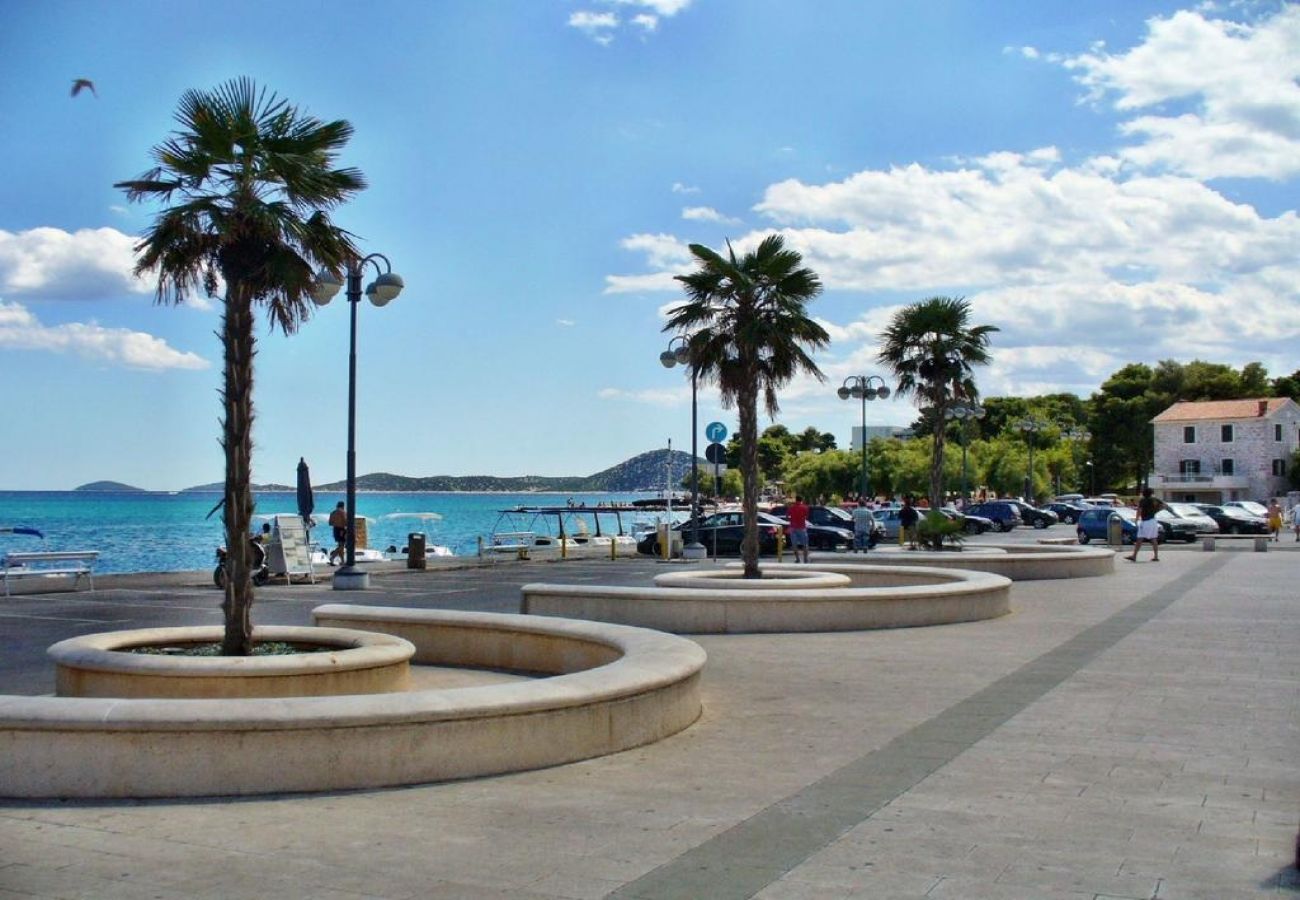 Appartamento a Vodice - Appartamento in Vodizze (Vodice) con terrazzo, Climatizzazione, WIFI (4441-3)