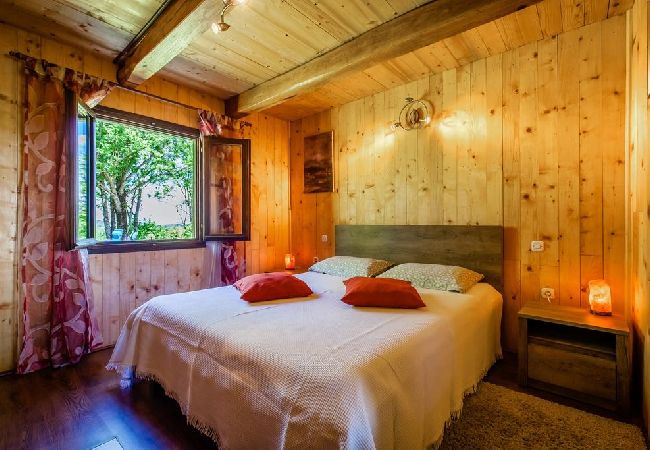 Casa a Rakovica - Casa di vacanza in Rakovica con terrazzo, WIFI, Lavatrice (4488-1) Casa a Rakovica - Casa di vacanza in Rakovica con terrazzo, WIFI, Lavatrice (4488-1)