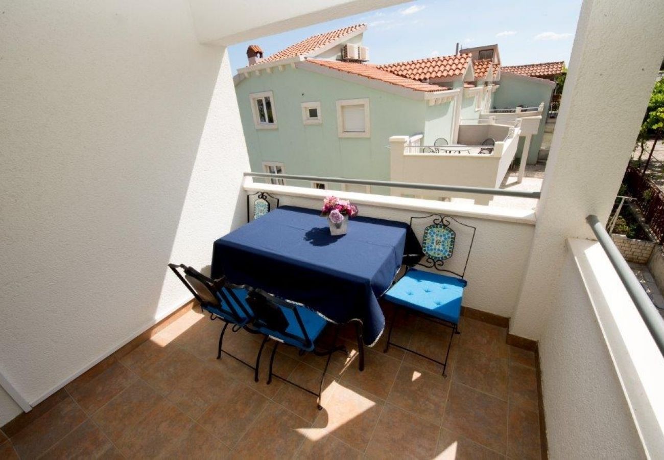 Studio a Duce - Appartamento Studio in Duće con vista mare, balcone, Climatizzazione, WIFI (132-4)