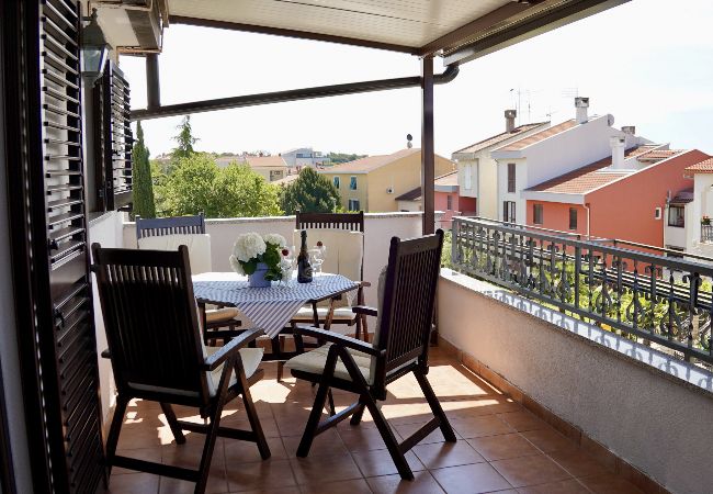 Appartamento a Rovinj - Appartamento in Rovigno (Rovinj) con terrazzo, Climatizzazione, WIFI, Lavatrice (3652-3) Appartamento a Rovinj - Appartamento in Rovigno (Rovinj) con terrazzo, Climatizzazione, WIFI, Lavatrice (3652-3)