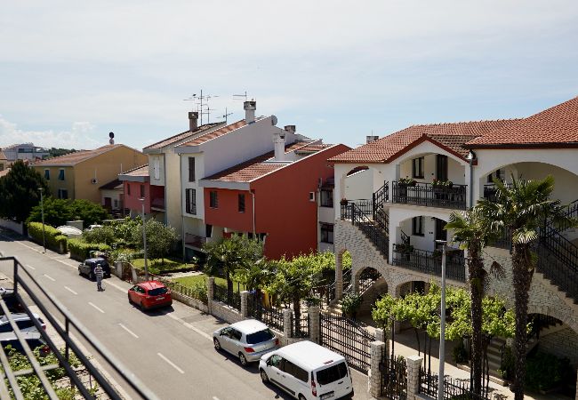 Appartamento a Rovinj - Appartamento in Rovigno (Rovinj) con terrazzo, Climatizzazione, WIFI, Lavatrice (3652-3) Appartamento a Rovinj - Appartamento in Rovigno (Rovinj) con terrazzo, Climatizzazione, WIFI, Lavatrice (3652-3)