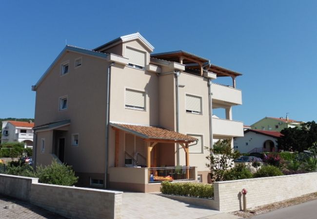 Appartamento a Punat - Appartamento in Ponte (Punat) con loggia, Climatizzazione, WIFI, Lavatrice (4534-1) Appartamento a Punat - Appartamento in Ponte (Punat) con loggia, Climatizzazione, WIFI, Lavatrice (4534-1)