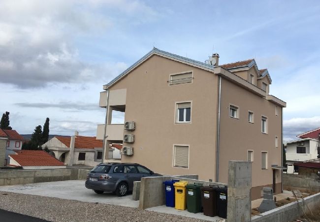 Appartamento a Punat - Appartamento in Ponte (Punat) con terrazzo, Climatizzazione, WIFI, Lavatrice (4534-3) Appartamento a Punat - Appartamento in Ponte (Punat) con terrazzo, Climatizzazione, WIFI, Lavatrice (4534-3)