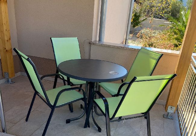 Appartamento a Punat - Appartamento in Ponte (Punat) con terrazzo, Climatizzazione, WIFI, Lavatrice (4534-3) Appartamento a Punat - Appartamento in Ponte (Punat) con terrazzo, Climatizzazione, WIFI, Lavatrice (4534-3)