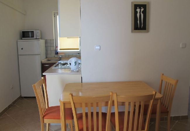 Appartamento a Vir - Appartamento in Vir con vista mare, terrazzo, Climatizzazione, WIFI (4472-1) Appartamento a Vir - Appartamento in Vir con vista mare, terrazzo, Climatizzazione, WIFI (4472-1)