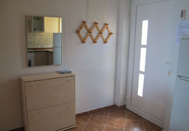 Appartamento a Vir - Appartamento in Vir con vista mare, terrazzo, Climatizzazione, WIFI (4472-1) Appartamento a Vir - Appartamento in Vir con vista mare, terrazzo, Climatizzazione, WIFI (4472-1)