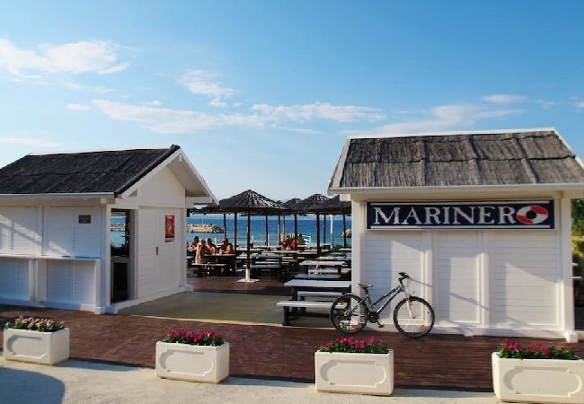 Appartamento a Vir - Appartamento in Vir con vista mare, terrazzo, Climatizzazione, WIFI (4472-2) Appartamento a Vir - Appartamento in Vir con vista mare, terrazzo, Climatizzazione, WIFI (4472-2)