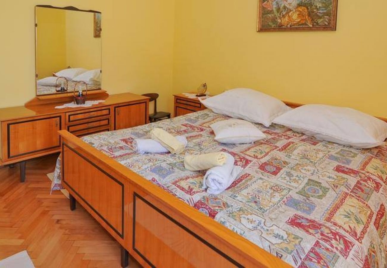 Appartamento a Kali - Appartamento in Calle (Kali) con vista mare, terrazzo, Climatizzazione, WIFI (4563-1)