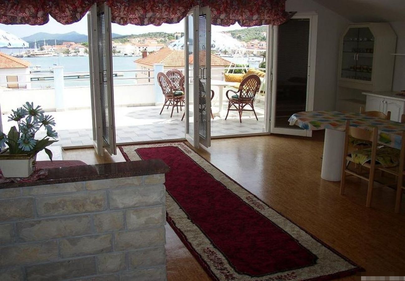 Appartamento a Kukljica - Appartamento in Cuclizza (Kukljica) con vista mare, terrazzo, Climatizzazione, WIFI (4567-3)