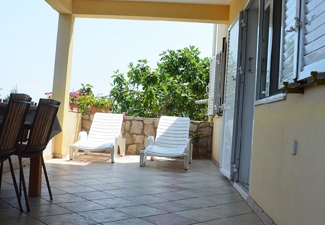 Appartamento a Preko - Appartamento in Oltre (Preko) con vista mare, terrazzo, Climatizzazione, WIFI (4574-1) Appartamento a Preko - Appartamento in Oltre (Preko) con vista mare, terrazzo, Climatizzazione, WIFI (4574-1)