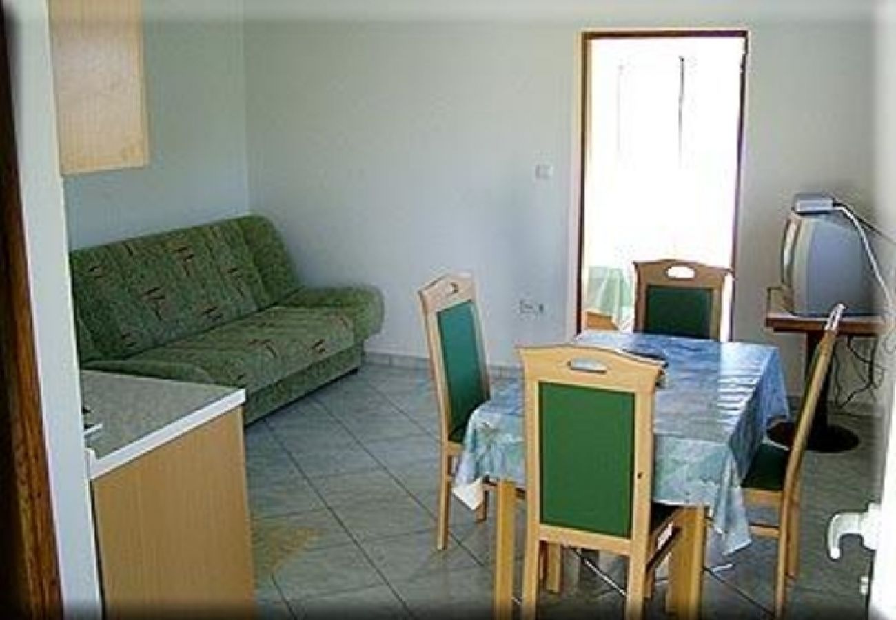 Appartamento a Kampor - Appartamento in Kampor con vista mare, terrazzo, Climatizzazione, WIFI (4610-4)