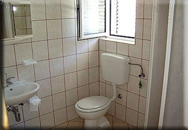 Appartamento a Kampor - Appartamento in Kampor con vista mare, terrazzo, Climatizzazione, WIFI (4610-3) Appartamento a Kampor - Appartamento in Kampor con vista mare, terrazzo, Climatizzazione, WIFI (4610-3)