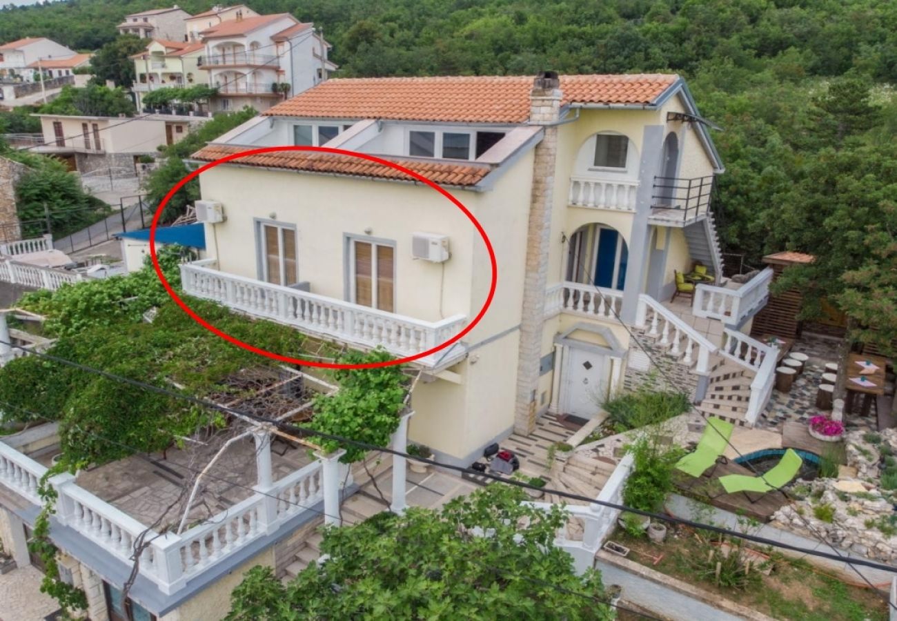 Appartamento a Crikvenica - Appartamento in Cirquenizza (Crikvenica) con vista mare, terrazzo, Climatizzazione, WIFI (4628-56)