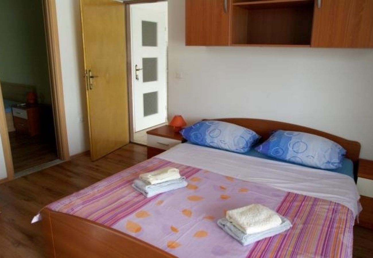 Appartamento a Pašman - Appartamento in Pašman con vista mare, terrazzo, Climatizzazione, WIFI (4650-2)