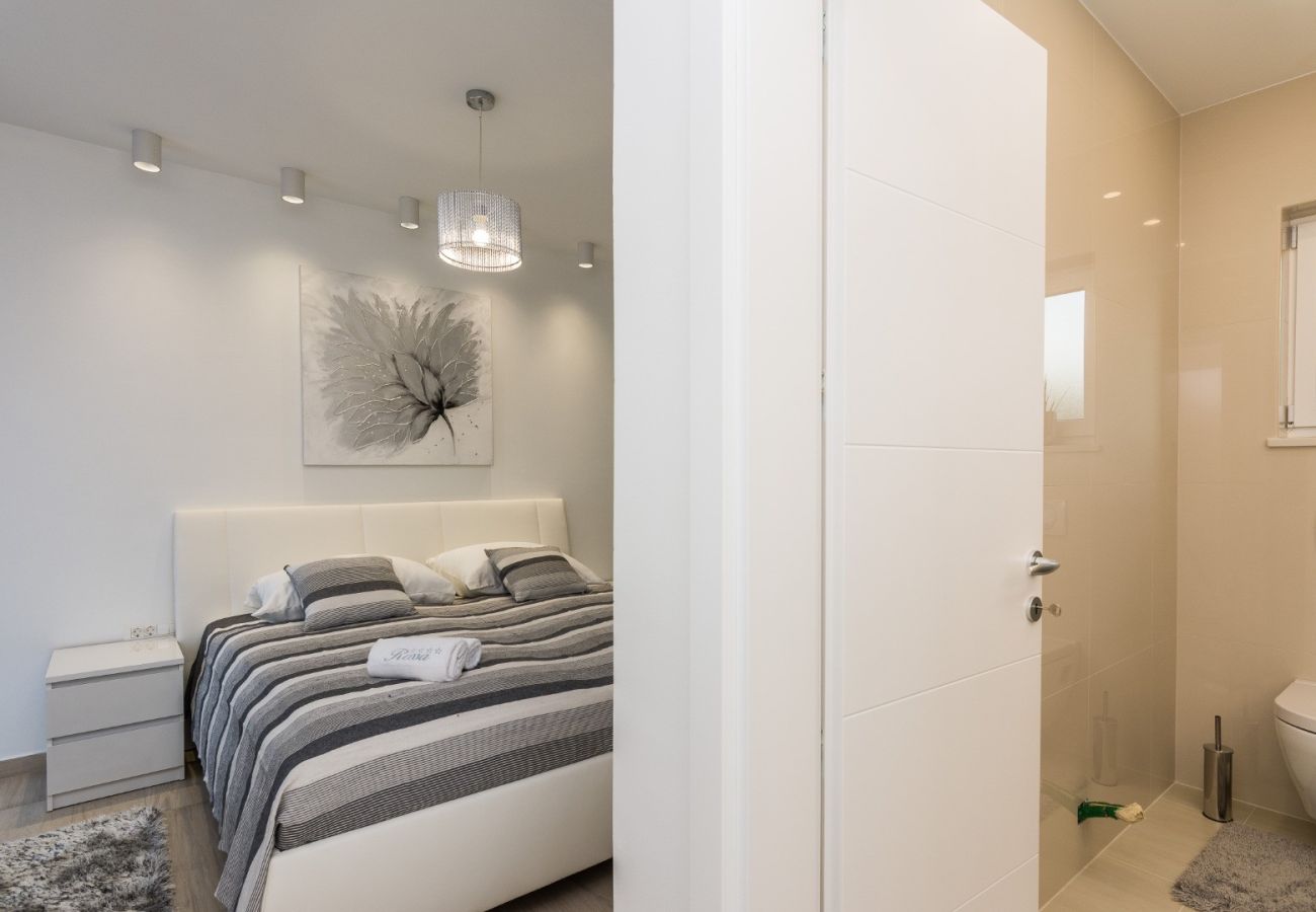 Casa a Ždrelac - Casa di vacanza in Ždrelac con vista mare, terrazzo, Climatizzazione, WIFI (4652-1)