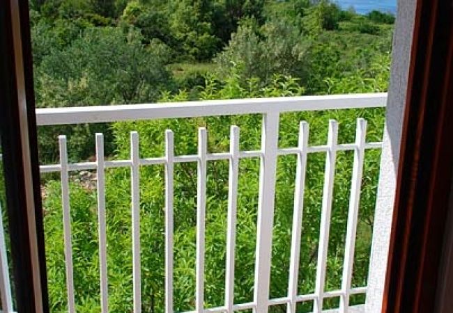 Appartamento a Nevidane - Appartamento in Neviđane con vista mare, balcone, Climatizzazione, WIFI (4663-4) Appartamento a Nevidane - Appartamento in Neviđane con vista mare, balcone, Climatizzazione, WIFI (4663-4)