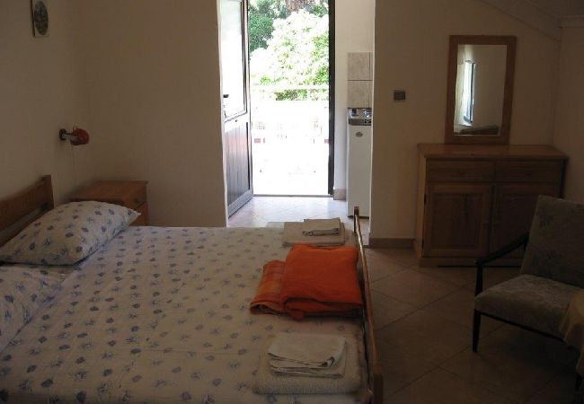 Studio a Orebic - Appartamento Studio in Sabbioncello (Orebić) con vista mare, terrazzo, Climatizzazione, WIFI (4669-3) Studio a Orebic - Appartamento Studio in Sabbioncello (Orebić) con vista mare, terrazzo, Climatizzazione, WIFI (4669-3)