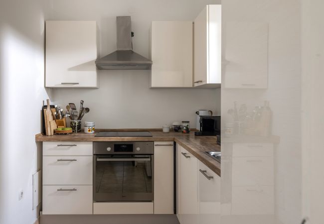 Casa a Icici - Casa di vacanza in Ičići con vista mare, balcone, Climatizzazione, WIFI (4683-1) Casa a Icici - Casa di vacanza in Ičići con vista mare, balcone, Climatizzazione, WIFI (4683-1)