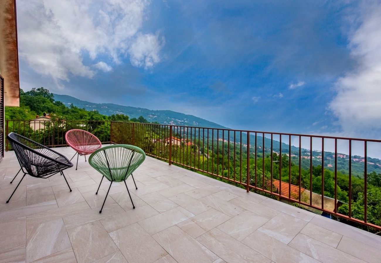 Casa a Icici - Casa di vacanza in Ičići con vista mare, balcone, Climatizzazione, WIFI (4683-1)