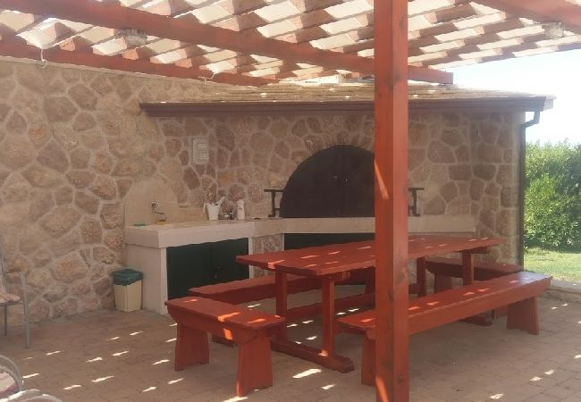 Casa a Betina - Casa di vacanza in Betina con vista mare, terrazzo, Climatizzazione, WIFI (4671-1) Casa a Betina - Casa di vacanza in Betina con vista mare, terrazzo, Climatizzazione, WIFI (4671-1)