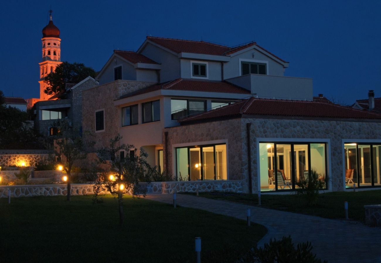 Casa a Betina - Casa di vacanza in Betina con vista mare, terrazzo, Climatizzazione, WIFI (4671-1)