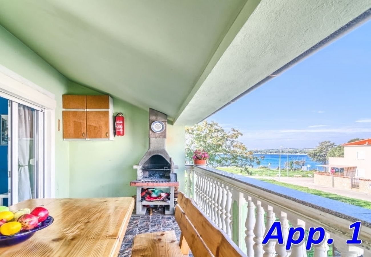 Appartamento a Medulin - Appartamento in Medolino (Medulin) con vista mare, terrazzo, Climatizzazione, WIFI (4635-3)