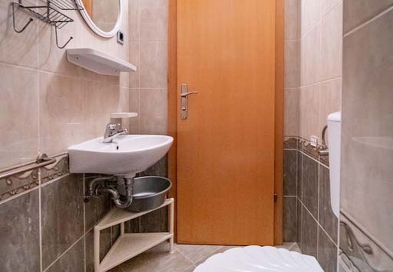 Appartamento a Lopar - Appartamento in Loparo (Lopar) con balcone, Climatizzazione, WIFI (4738-1)