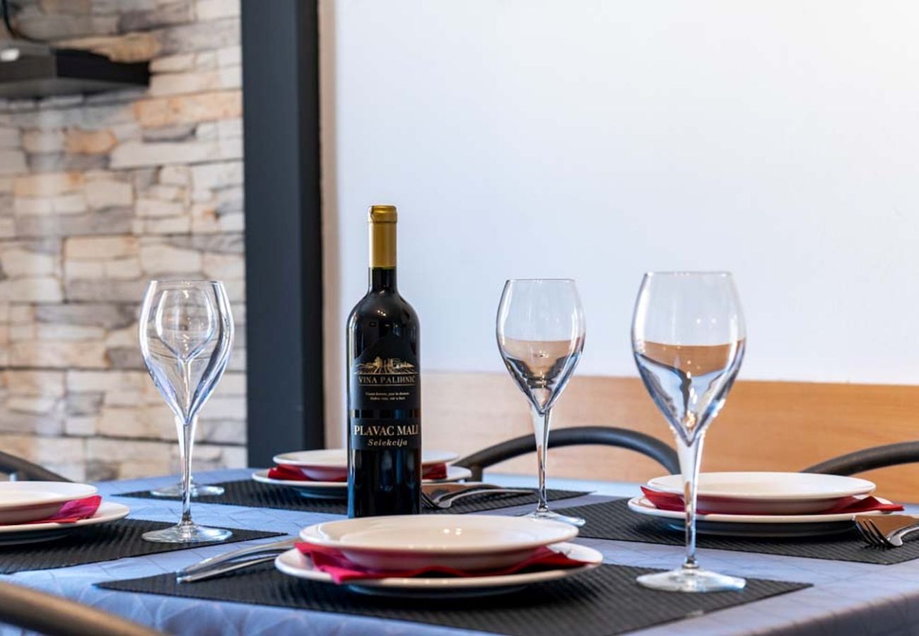 Appartamento a Lopar - Appartamento in Loparo (Lopar) con balcone, Climatizzazione, WIFI (4738-2)