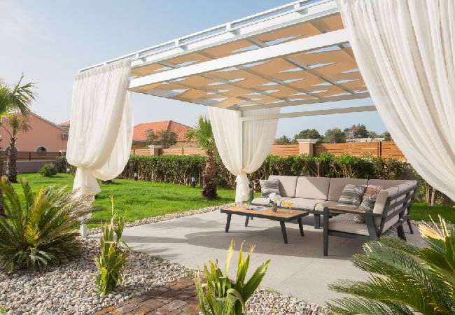 Casa a Vir - Casa di vacanza in Vir con terrazzo, Climatizzazione, WIFI, Lavatrice (4740-1) Casa a Vir - Casa di vacanza in Vir con terrazzo, Climatizzazione, WIFI, Lavatrice (4740-1)