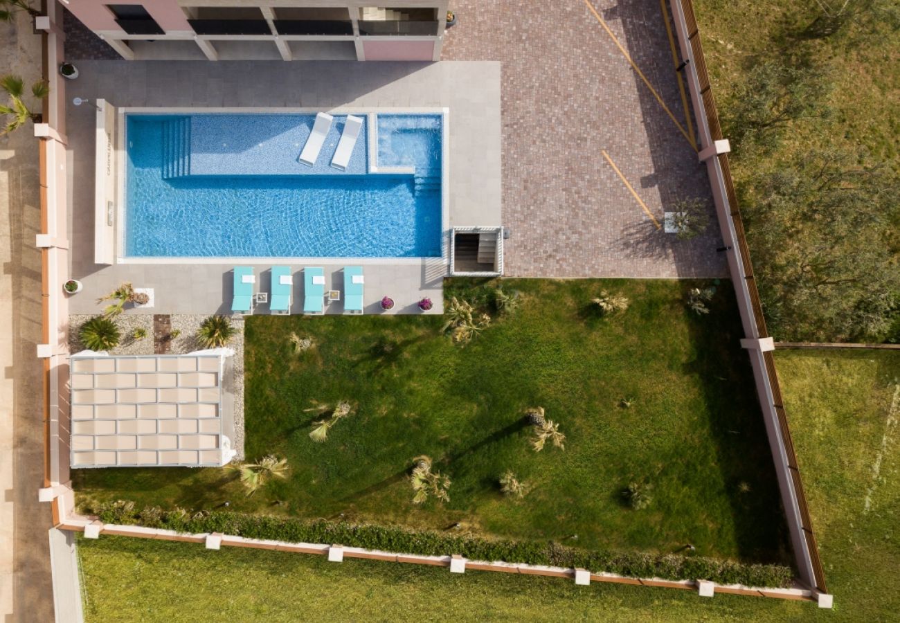 Casa a Vir - Casa di vacanza in Vir con terrazzo, Climatizzazione, WIFI, Lavatrice (4740-1)