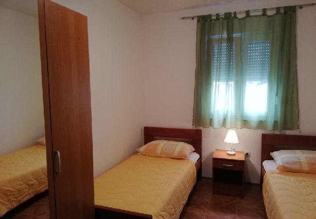 Appartamento a Sevid - Appartamento in Sevid con vista mare, balcone, Climatizzazione, WIFI (4755-1) Appartamento a Sevid - Appartamento in Sevid con vista mare, balcone, Climatizzazione, WIFI (4755-1)