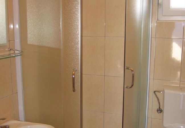 Appartamento a Sevid - Appartamento in Sevid con vista mare, balcone, Climatizzazione, WIFI (4755-1) Appartamento a Sevid - Appartamento in Sevid con vista mare, balcone, Climatizzazione, WIFI (4755-1)