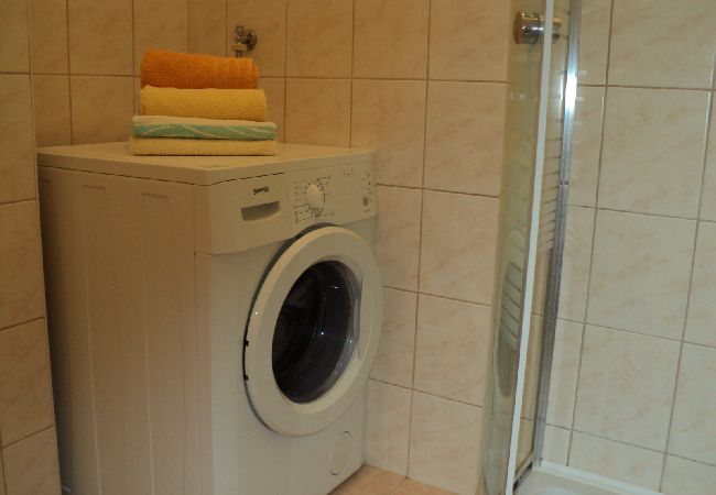 Appartamento a Slatine - Appartamento in Slatine con terrazzo, Climatizzazione, WIFI, Lavatrice (4782-3) Appartamento a Slatine - Appartamento in Slatine con terrazzo, Climatizzazione, WIFI, Lavatrice (4782-3)