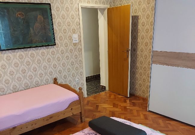 Appartamento a Slatine - Appartamento in Slatine con terrazzo, Climatizzazione, WIFI, Lavatrice (4784-3) Appartamento a Slatine - Appartamento in Slatine con terrazzo, Climatizzazione, WIFI, Lavatrice (4784-3)