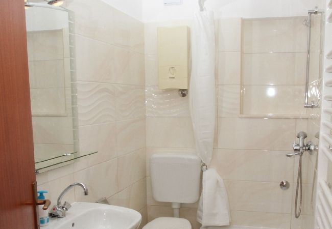 Appartamento a Trogir - Appartamento in Traù (Trogir) con terrazzo, Climatizzazione, WIFI (4787-1) Appartamento a Trogir - Appartamento in Traù (Trogir) con terrazzo, Climatizzazione, WIFI (4787-1)