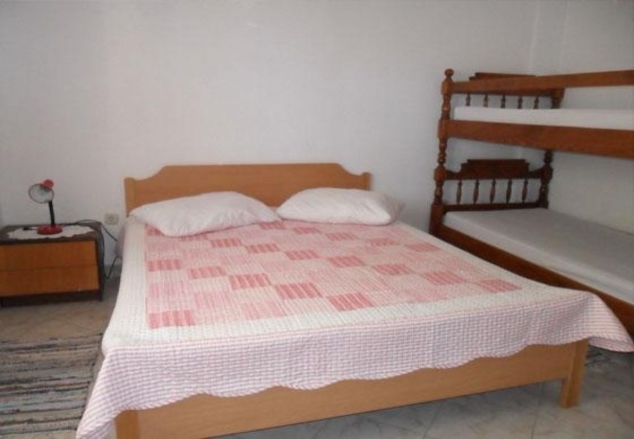 Appartamento a Okrug Gornji - Appartamento in Okrug Gornji con vista mare, terrazzo, Climatizzazione, WIFI (4790-2)