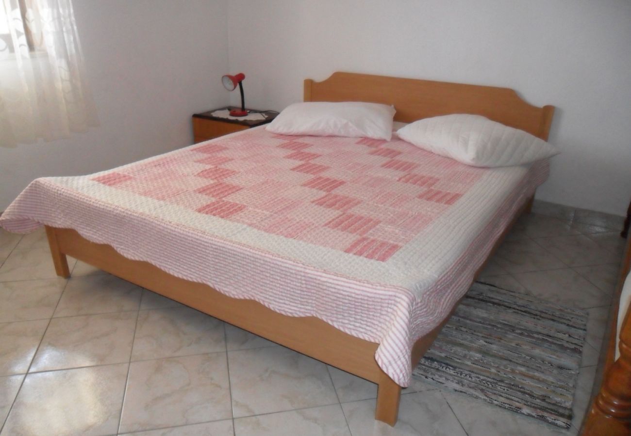 Appartamento a Okrug Gornji - Appartamento in Okrug Gornji con vista mare, terrazzo, Climatizzazione, WIFI (4790-2)