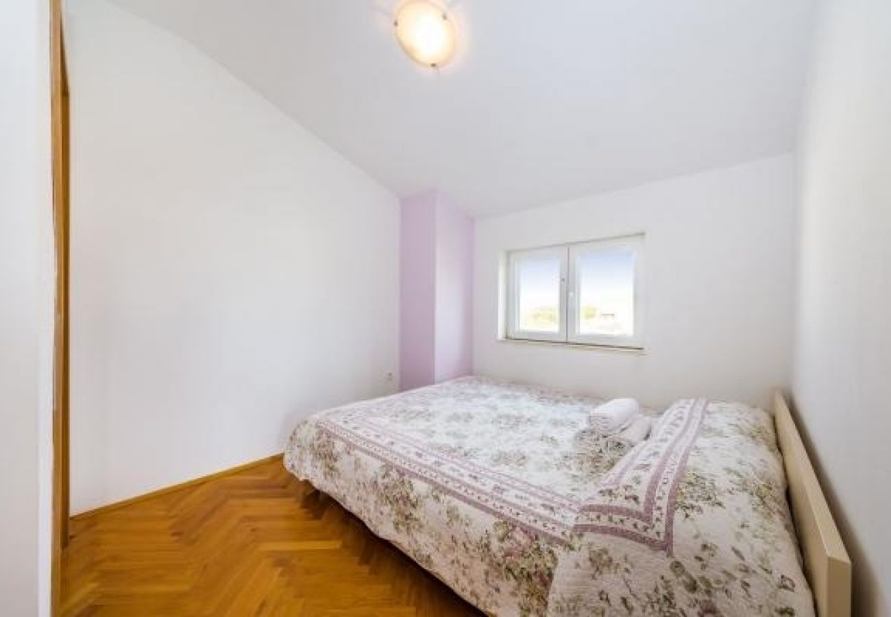 Appartamento a Nin - Appartamento in Zaton (Zadar) con terrazzo, Climatizzazione, WIFI, Lavatrice (4814-3)