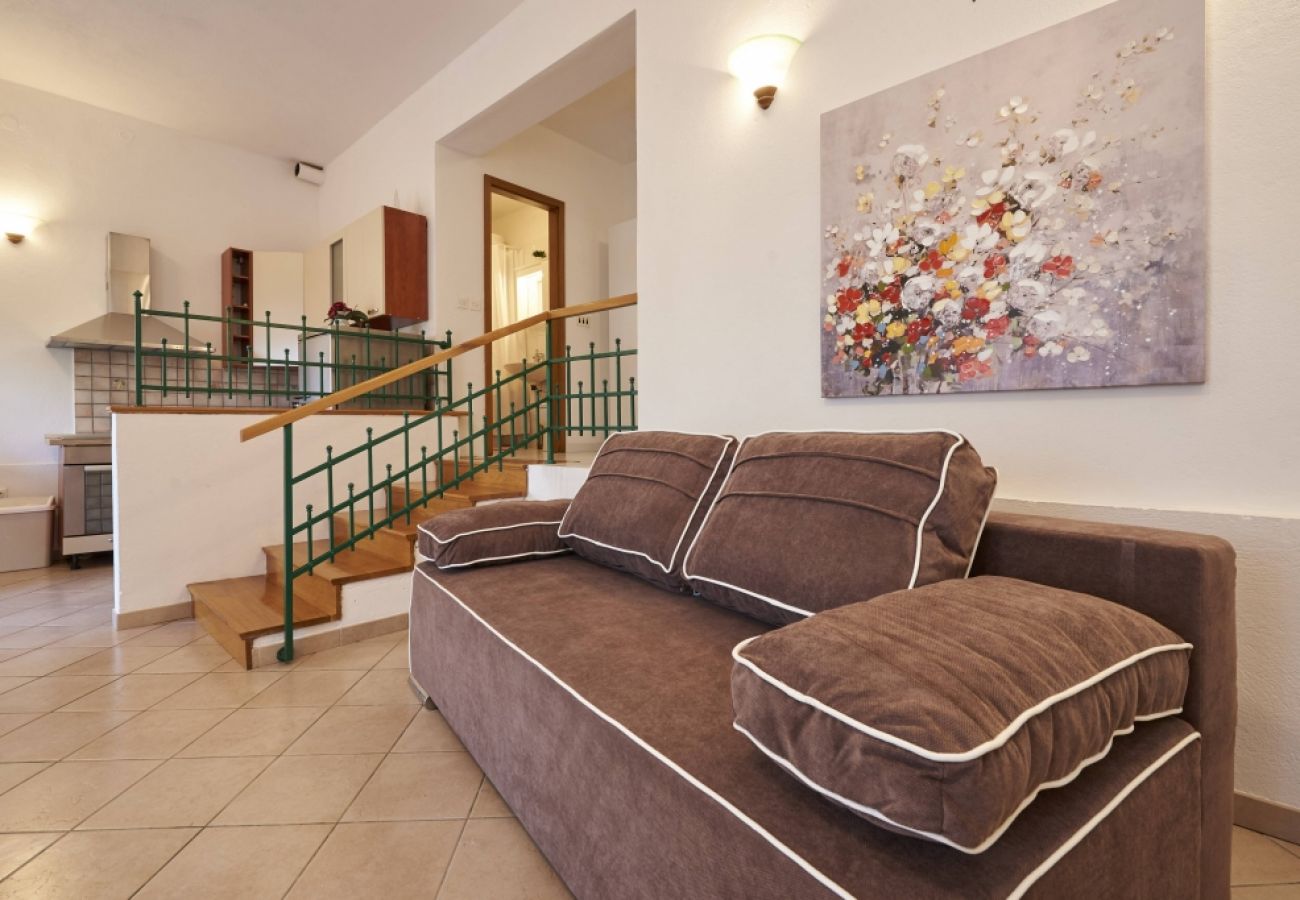 Appartamento a Slatine - Appartamento in Slatine con terrazzo, Climatizzazione, WIFI (4789-3)